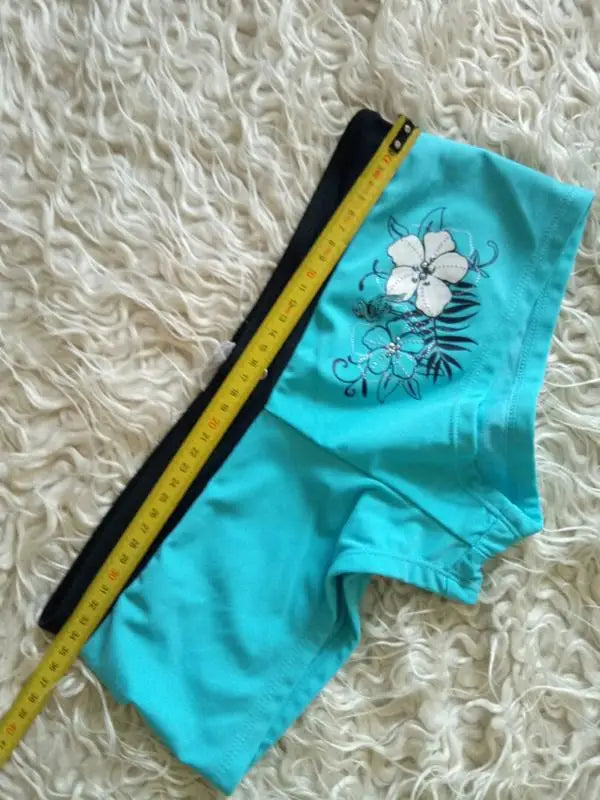 Spring and Summer Fashion Trend: Y2K Sexy Bikini - Ins European and American Niche Design, Figure-Hugging Swimsuit Set