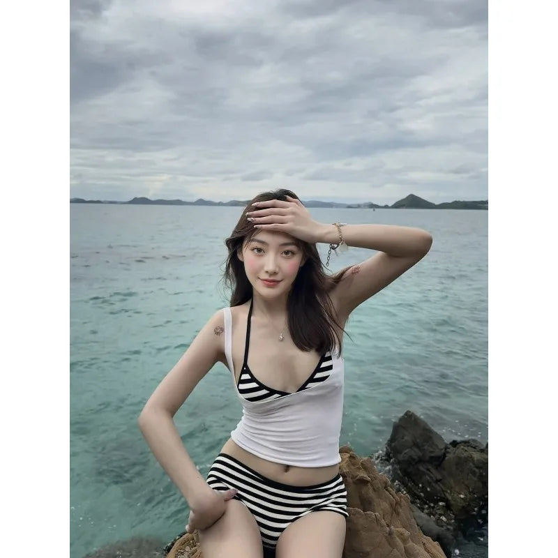 Thailand Retro Black White Stripe Swimwear Sexy Bikini Top Strappy Crop Top Pure Desire Swimwear for Girls Beach Vacation