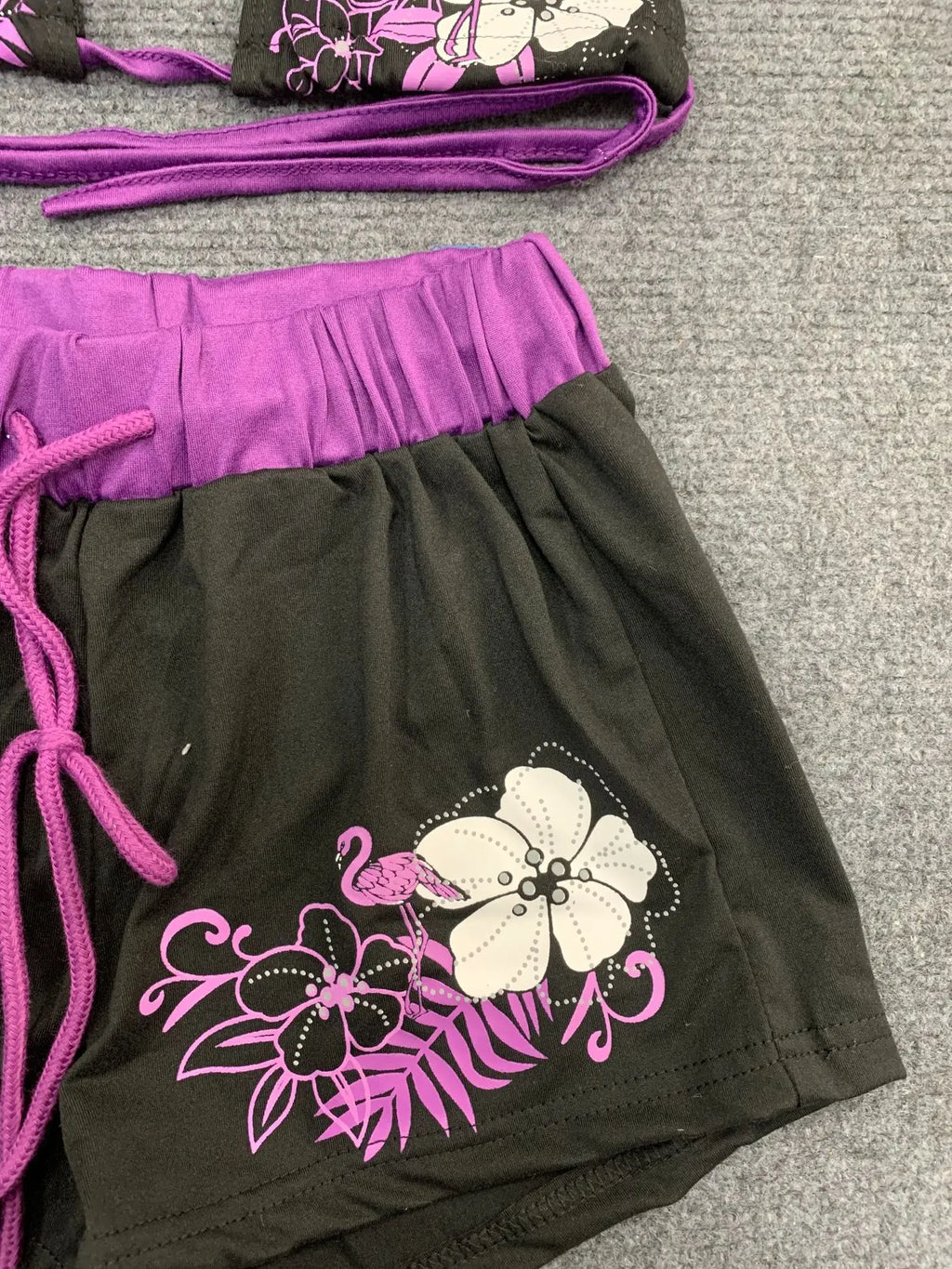 Spring and Summer Fashion Trend: Y2K Sexy Bikini - Ins European and American Niche Design, Figure-Hugging Swimsuit Set