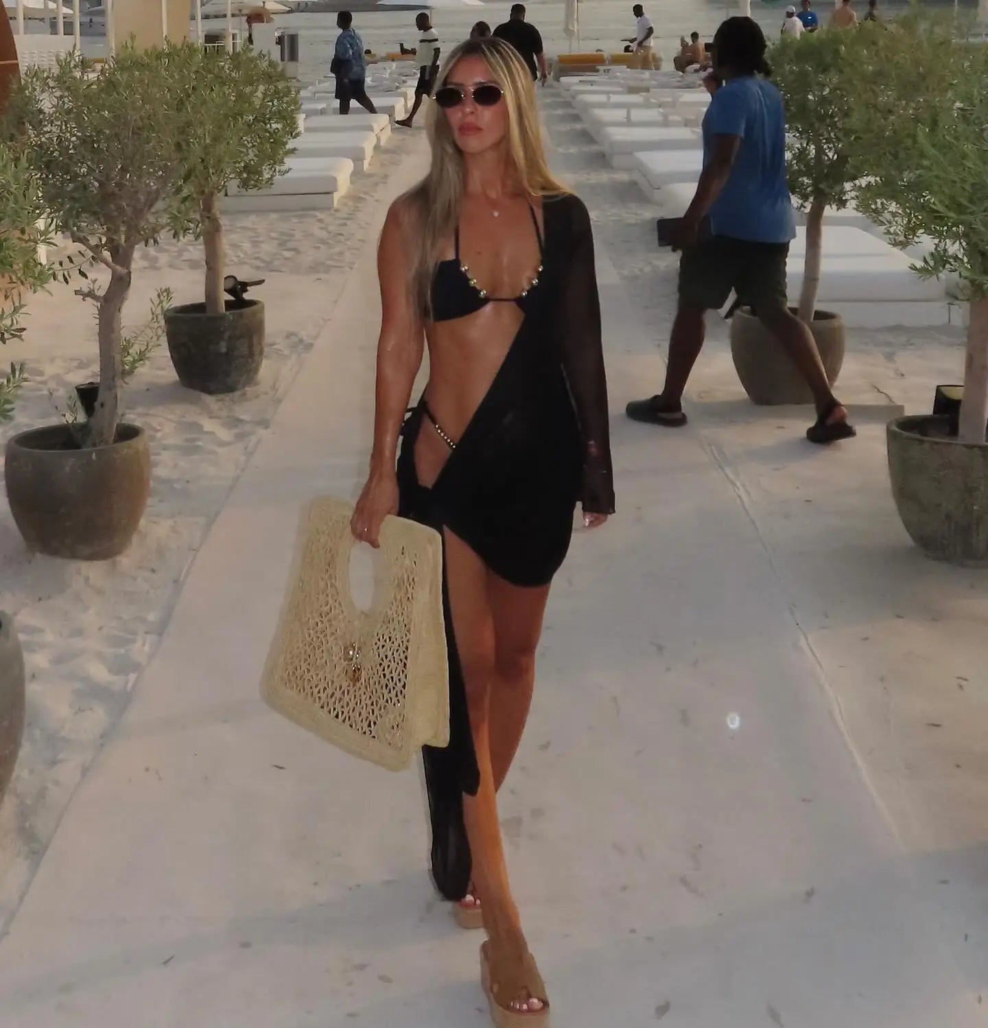 New Sexy Soild 3 Pcs Bikini With Cover Up Mesh Halter Bikini Set Summer Women White Tube Top with Skirt Suit Female