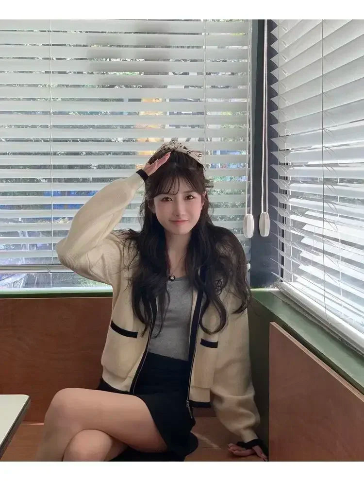 Sexy White Knit Camisole Lace Tank Top Cropped Vest Women's Sleeveless Crop Tops with Chest Pad Y2k Cute Summer Slim Undershirt