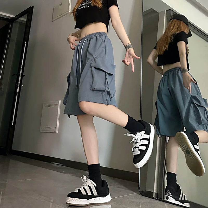 ZOKI Women High Waist Cargo Shorts American Style Streetwear Summer Wide Leg Pants Fashion Female Big Pocket Loose Shorts New