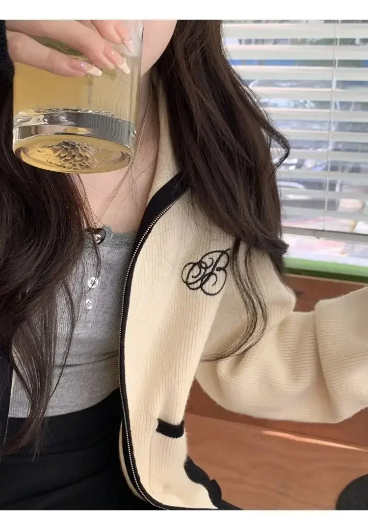 Sexy White Knit Camisole Lace Tank Top Cropped Vest Women's Sleeveless Crop Tops with Chest Pad Y2k Cute Summer Slim Undershirt