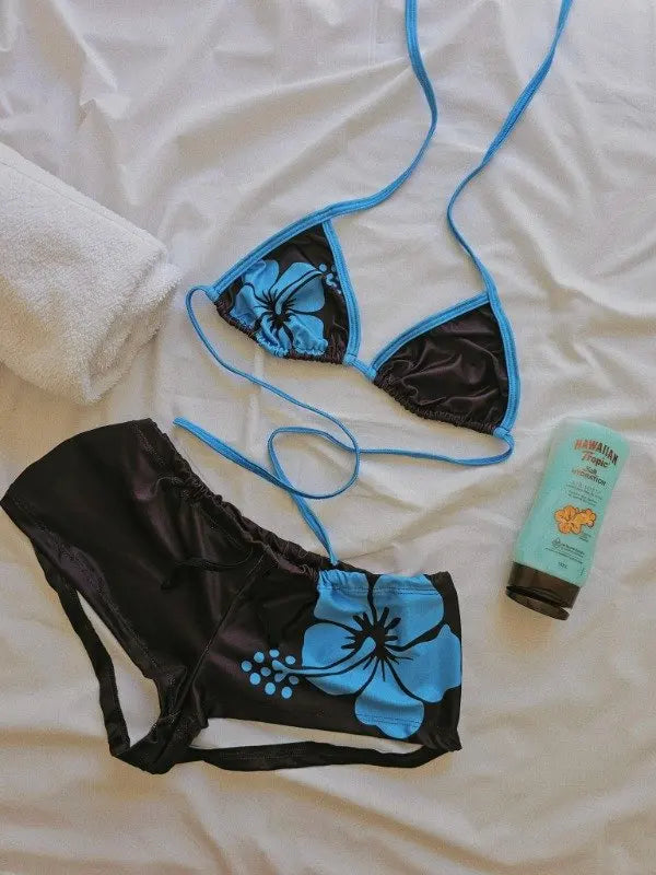 Spring and Summer Fashion Trend: Y2K Sexy Bikini - Ins European and American Niche Design, Figure-Hugging Swimsuit Set