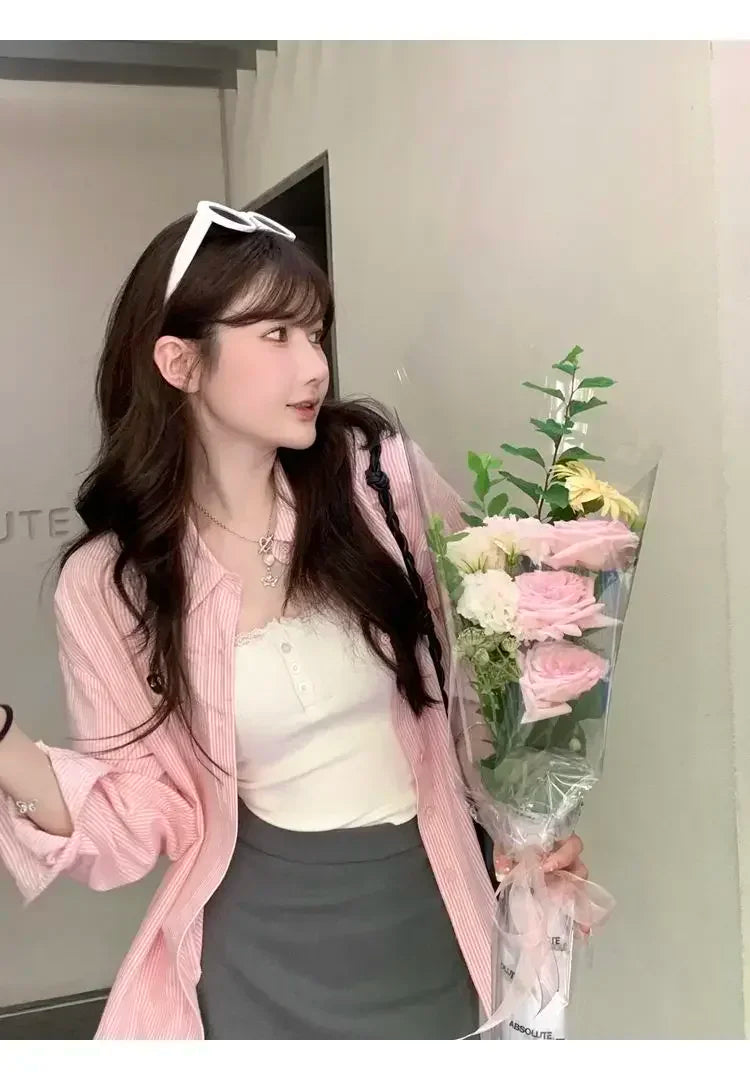 Sexy White Knit Camisole Lace Tank Top Cropped Vest Women's Sleeveless Crop Tops with Chest Pad Y2k Cute Summer Slim Undershirt