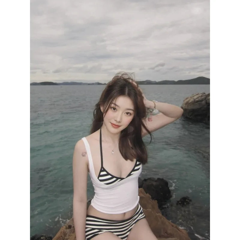 Thailand Retro Black White Stripe Swimwear Sexy Bikini Top Strappy Crop Top Pure Desire Swimwear for Girls Beach Vacation