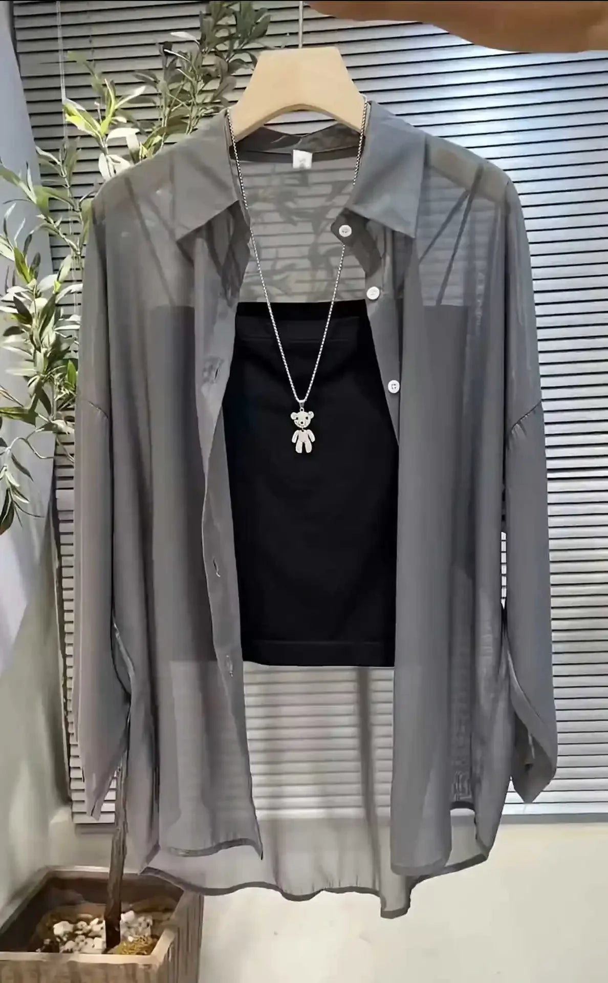 Women's Summer Lightweight Ice Sensation Pearl Shiny Sun Protection Shirt Outerwear Slender Commute Open Cardigan Top