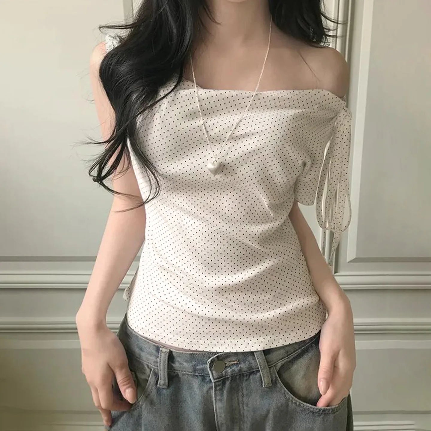 Sweet Polka Dot Prints T-Shirts Fashion Women Cute Design One-Shoulder Summer Tops Casual Korean Office Lady Commute Slim Tees