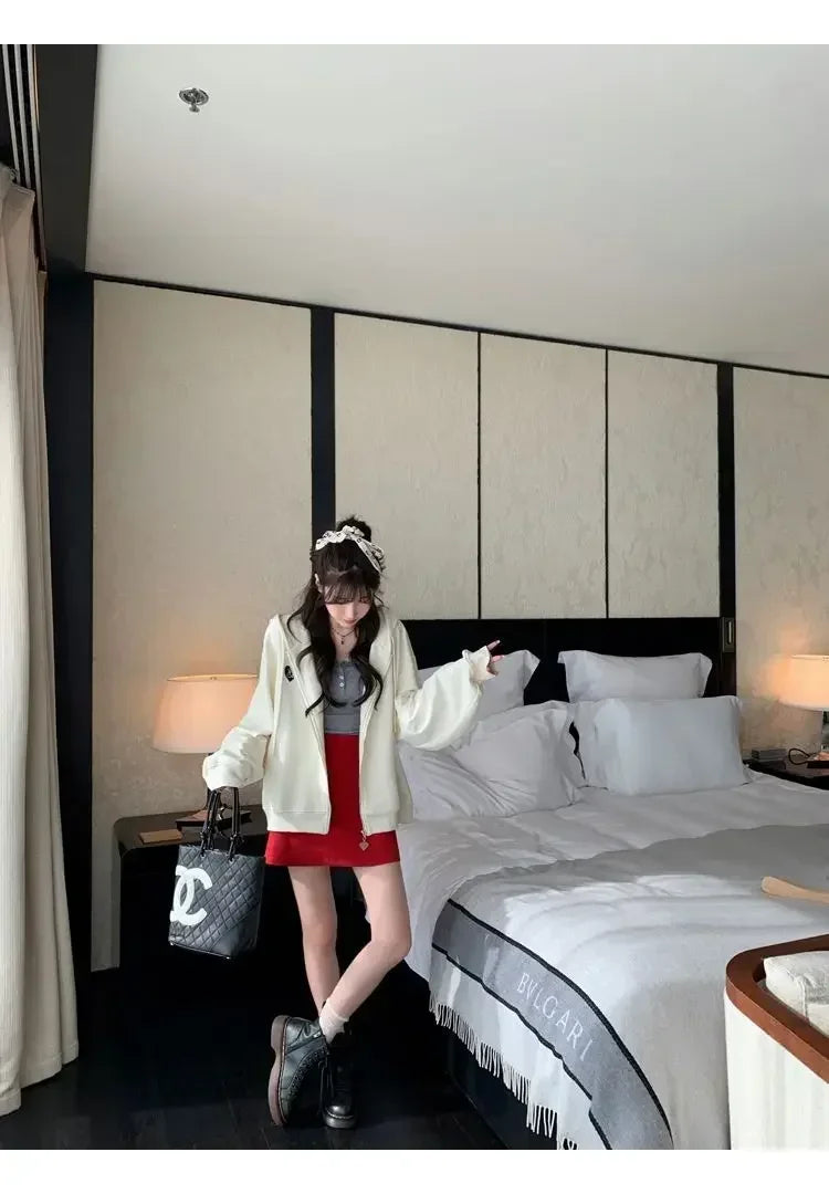 Sexy White Knit Camisole Lace Tank Top Cropped Vest Women's Sleeveless Crop Tops with Chest Pad Y2k Cute Summer Slim Undershirt