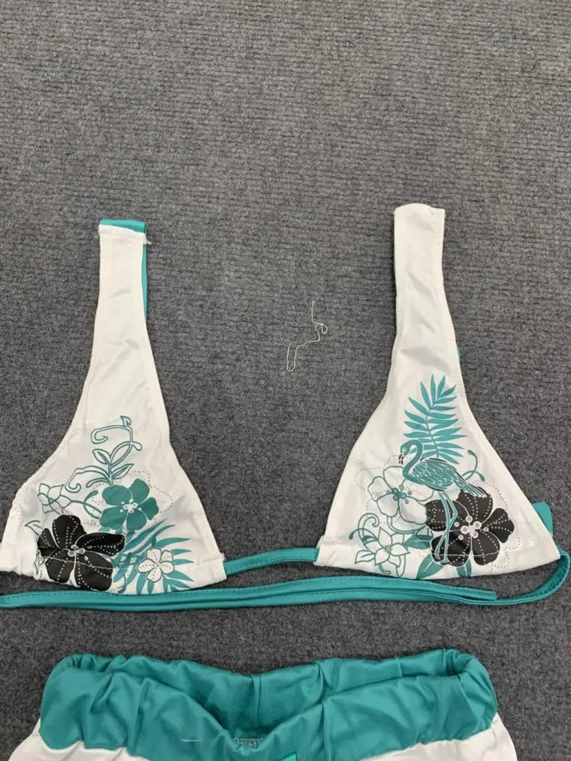 Spring and Summer Fashion Trend: Y2K Sexy Bikini - Ins European and American Niche Design, Figure-Hugging Swimsuit Set