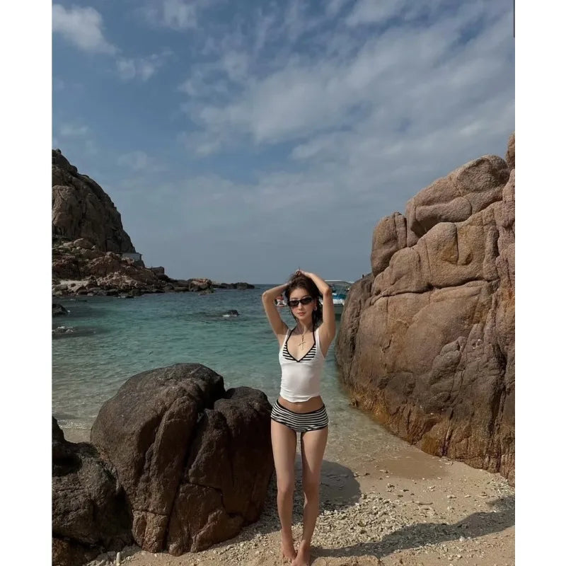 Thailand Retro Black White Stripe Swimwear Sexy Bikini Top Strappy Crop Top Pure Desire Swimwear for Girls Beach Vacation