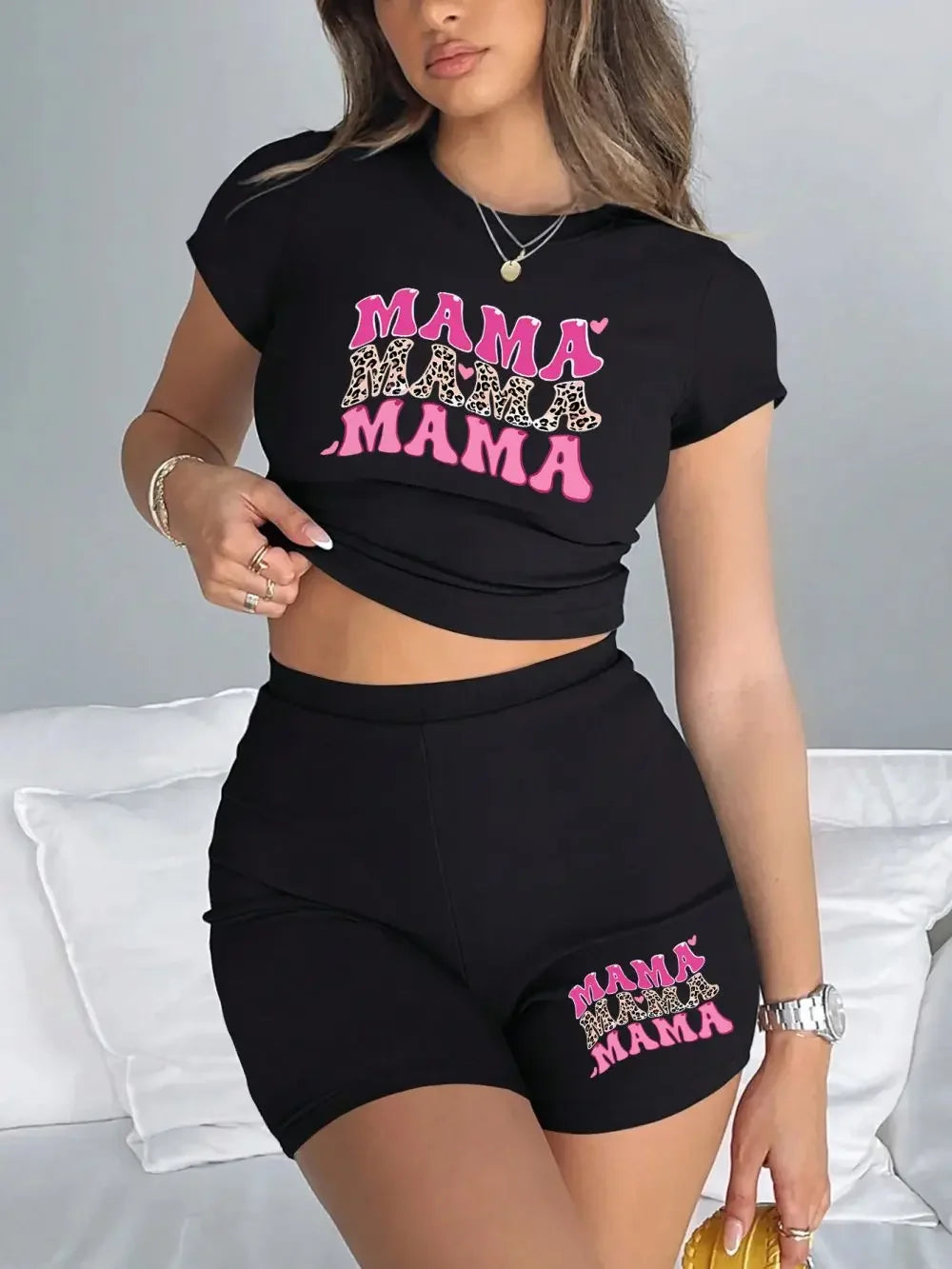 Women Slim-fit T-Shirts & Shorts 2 Pieces Interesting Collection Printing Pattern Crop Tops Fashion High Elastic Soft Clothes