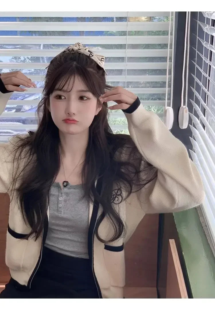 Sexy White Knit Camisole Lace Tank Top Cropped Vest Women's Sleeveless Crop Tops with Chest Pad Y2k Cute Summer Slim Undershirt